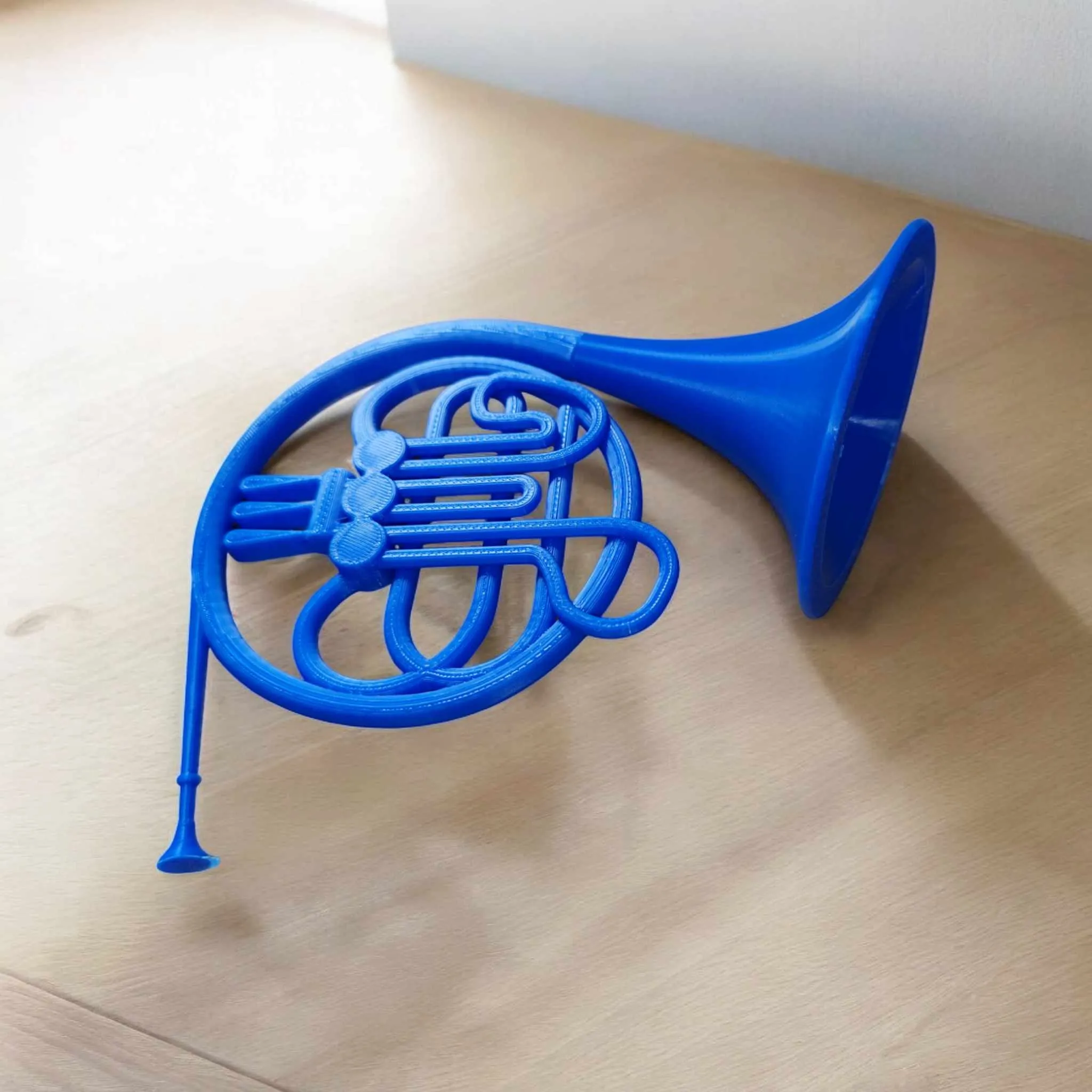 Blue French Horn Wall Art, Stunning 3D Printed Sculpture for Music-Themed Decoration, Ideal Gift for How I Met Your Mother Fans