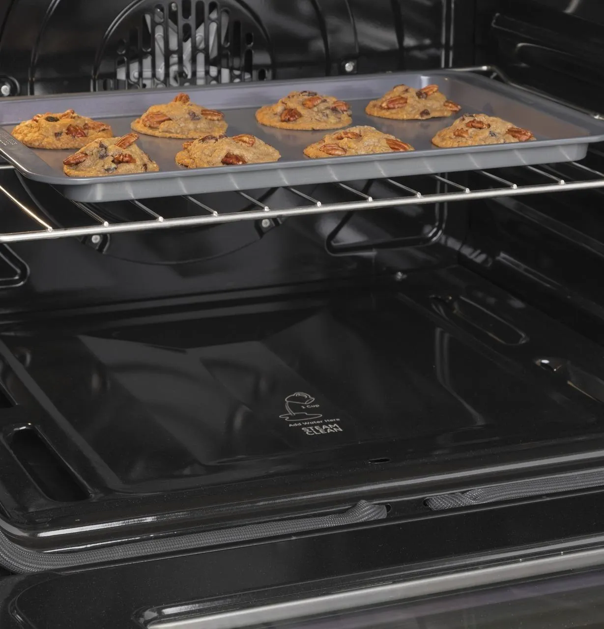 Haier QGSS740RNSS 30" Smart Slide-In Gas Range with Convection