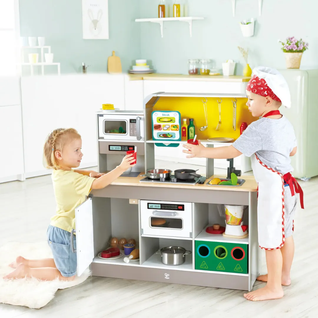 Hape 3177 Deluxe Kitchen Playset With Fan Fryer (3y )