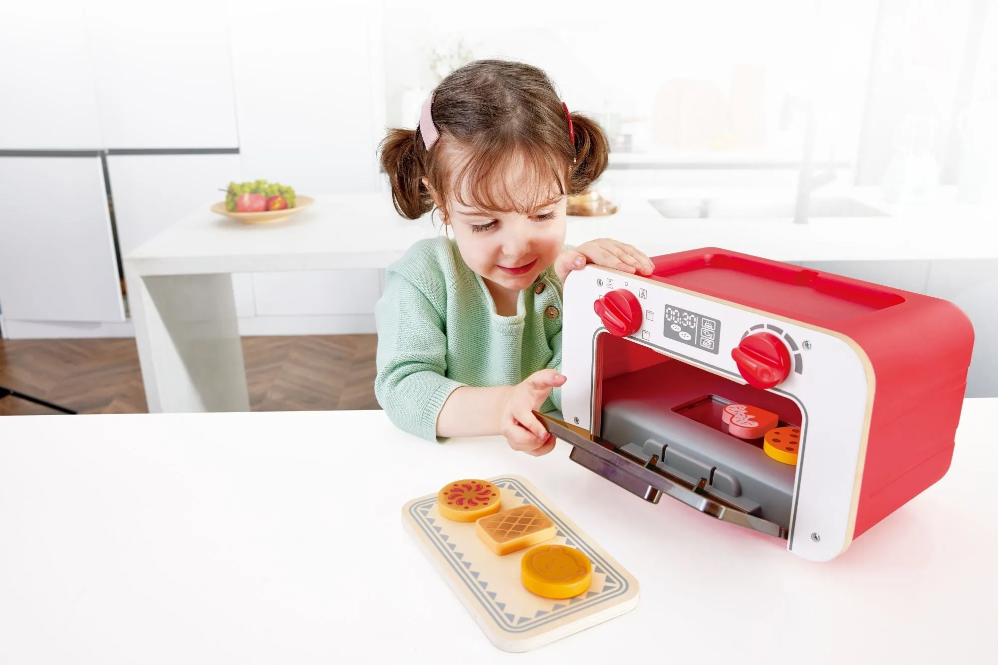 Hape My Baking Oven with Magic Cookies