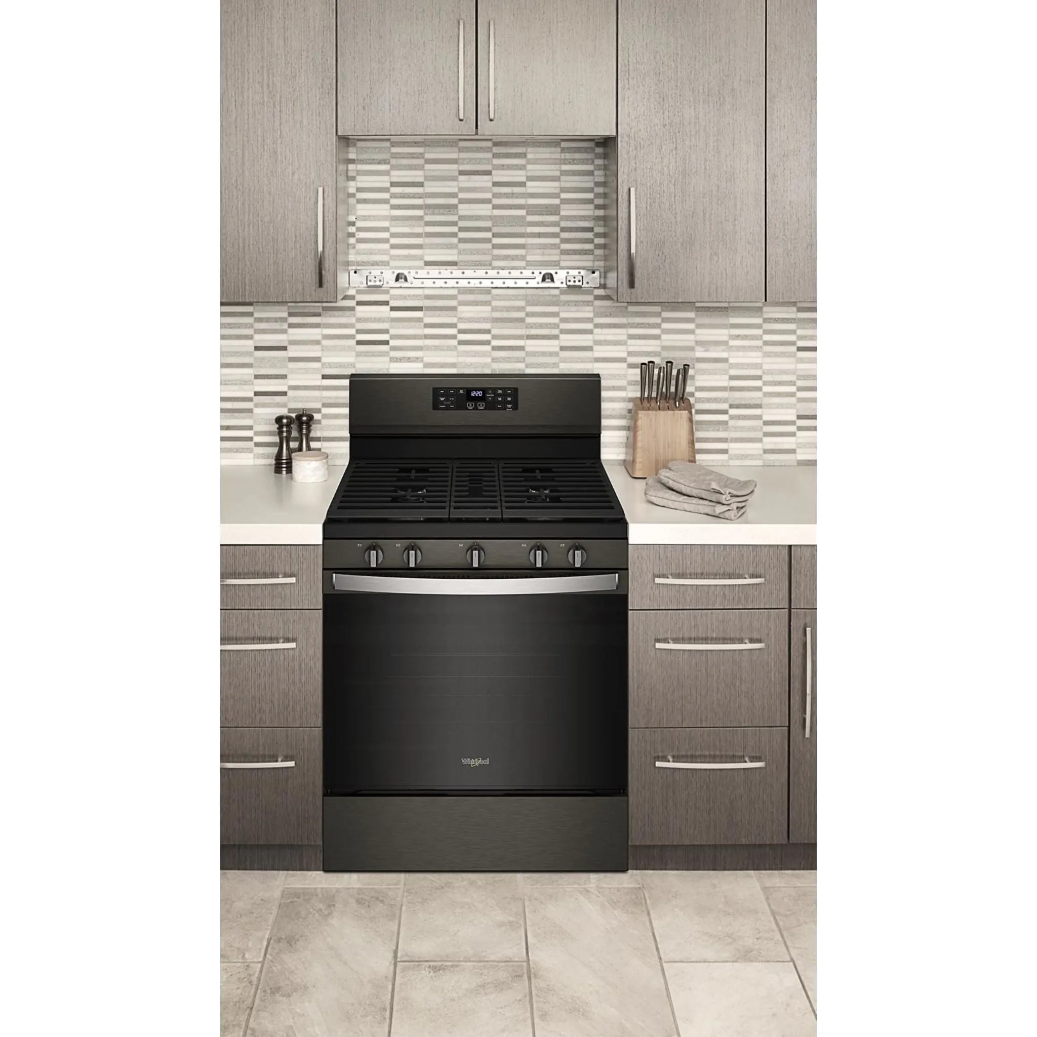 Whirlpool 30" Gas Range (WFG550S0LV) - Black Stainless